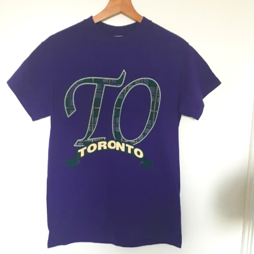 Vintage TO Toronto Print T-Shirt